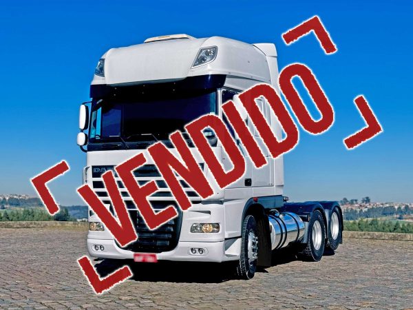 Caminhão DAF XF FTS105 460A (D007)